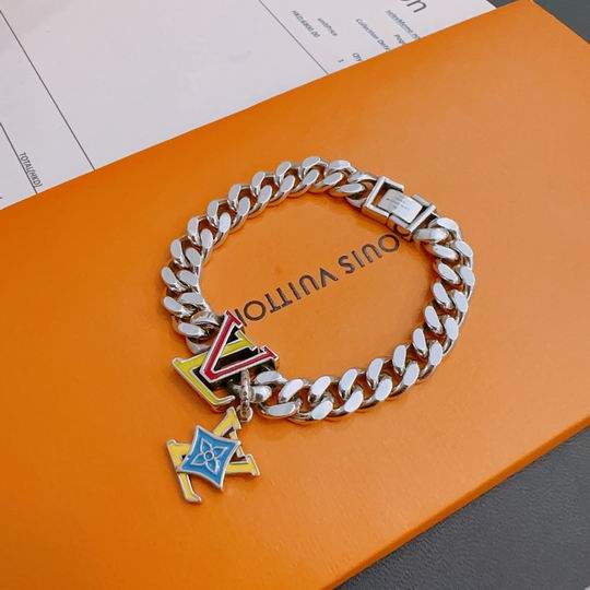 LV Bracelet 11lyh437